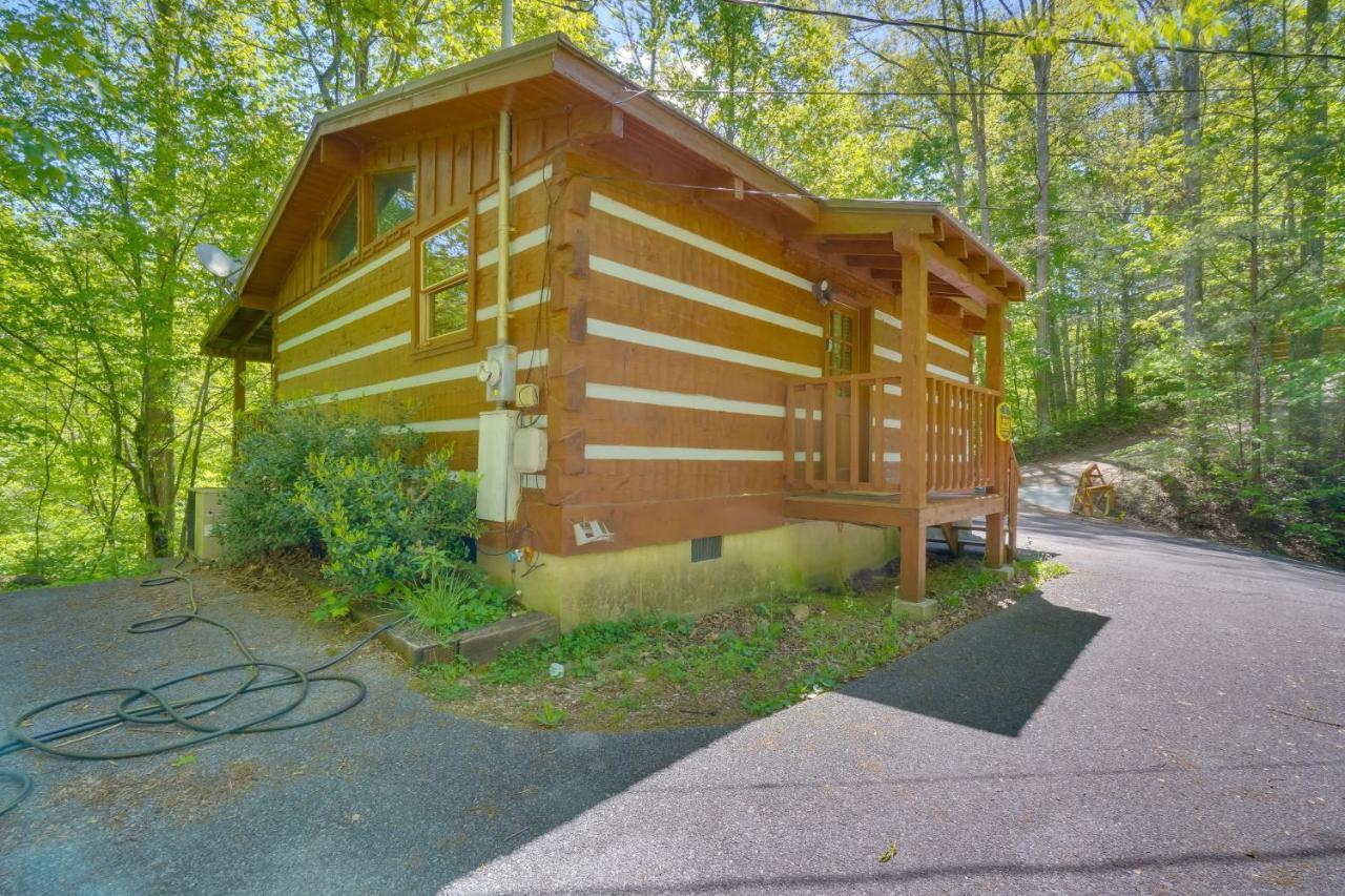 Gatlinburg Cabin With Hot Tub About 6 Mi To Downtown! Exterior photo